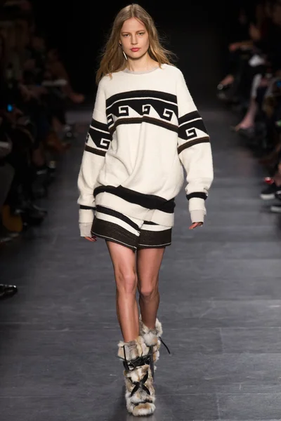 Look 2